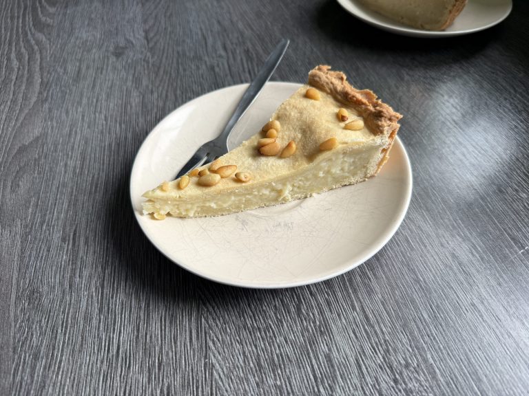 Torta della Nonna: Omas Torte