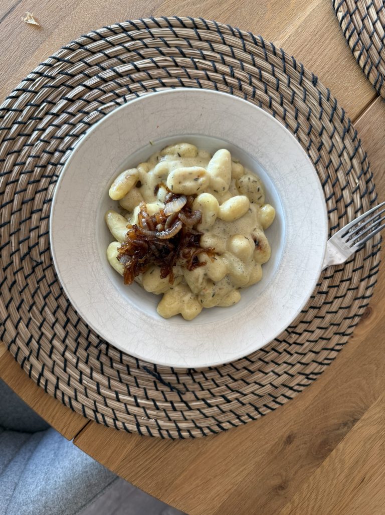 Gnocchi mit karamellisierten Zwiebeln